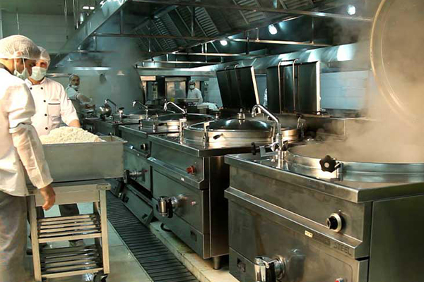 دستگاه چلوپز صنعتی، یکی از ابزارهای حیاتی در تجهیزات آشپزخانه‌ صنعتی است