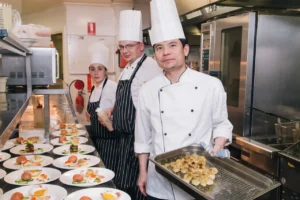 تجهیزات آشپزخانه صنعتی در خیابان مولوی