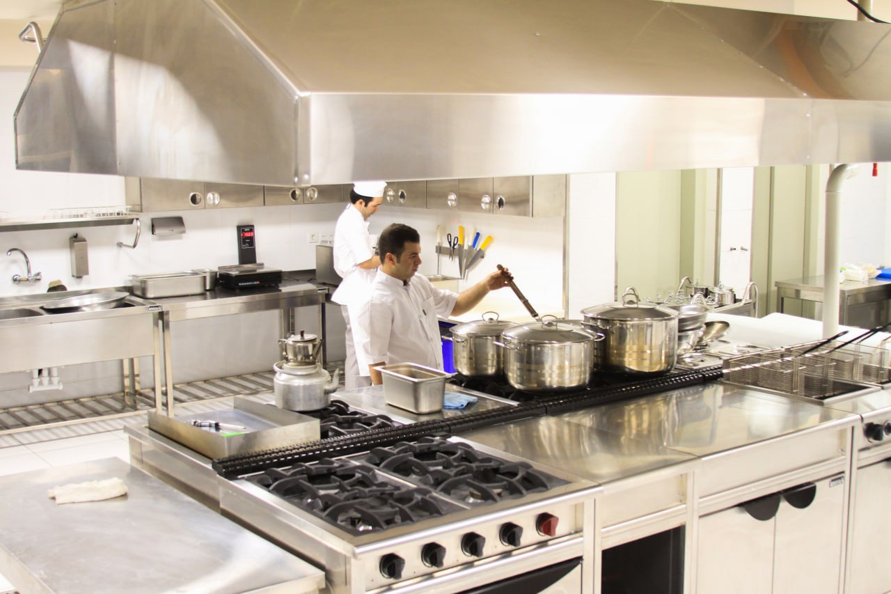 طراحی آشپزخانه صنعتی تهران