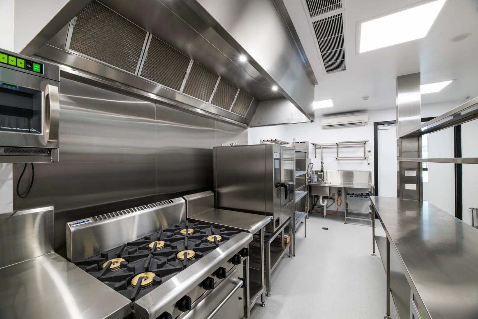 طراحی آشپزخانه صنعتی